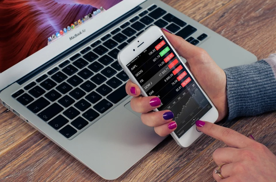 Top Social Apps to Develop Meaningful Networking